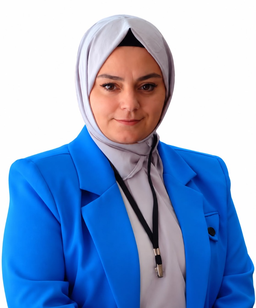 Yasemin Eren - Direksiyon Eğitmeni